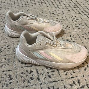 Addidas Kids Ozelia Sneaker Little Girl Sz 3